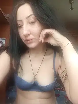 Lili Doris online show from December 15, 6:07 am