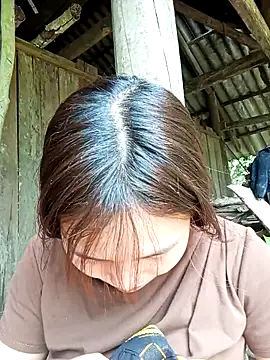 EllyBaby20 online show from April 10, 5:13 am