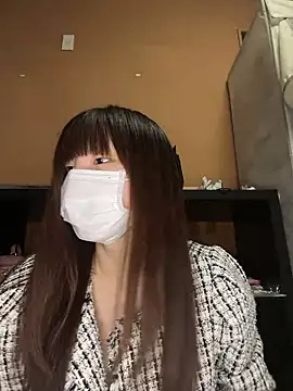 Snapshot of natsumiii chatting on October 4, 2:43 pm natsumiii online show from October 4, 2:43 pm