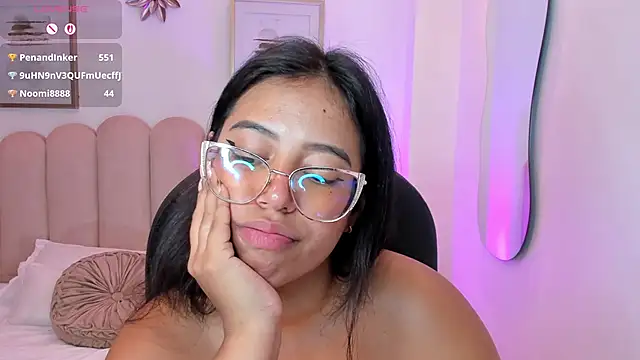 raven stonee online show from March 19, 5:56 am