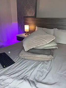 MiilaBlake online show from February 22, 8:21 pm