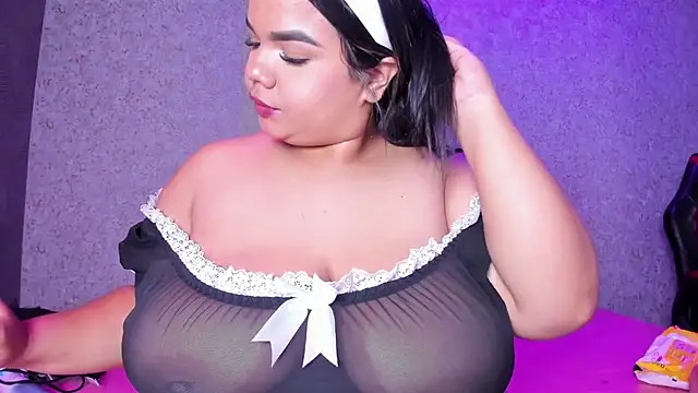 AlexaaTaylor online show from January 14, 12:21 pm