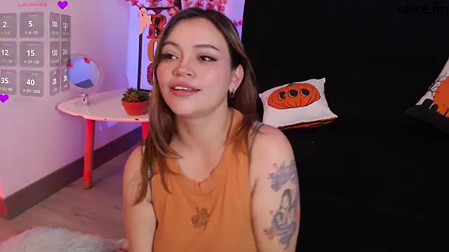 aliiceFM online show from October 17, 3:54 am