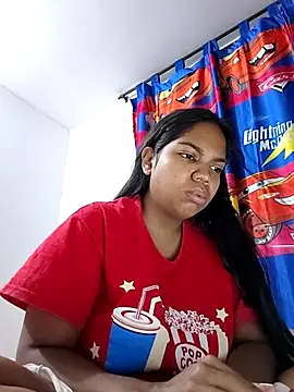 Snapshot of CloeeHills_ chatting on September 16, 10:23 am CloeeHills online show from September 16, 10:23 am