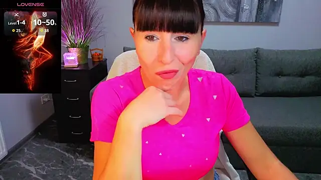 Betty Jone online show from November 9, 6:31 am