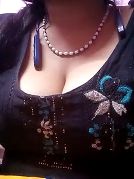 TINASONI online show from March 22, 9:48 am