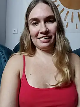 KisaVixen online show from October 19, 4:20 pm