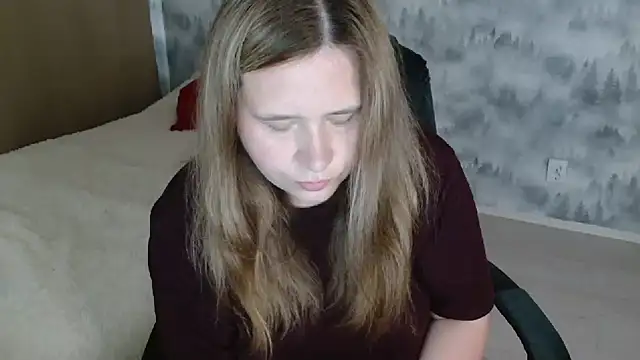 AdelinaLawson online show from July 7, 8:51 am