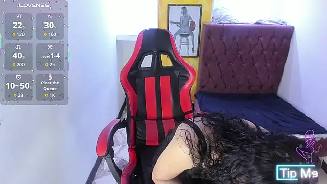 alison moon7 online show from December 15, 2:28 am