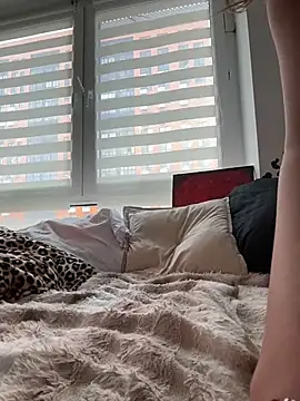 Stellar Hush online show from April 21, 2:02 pm