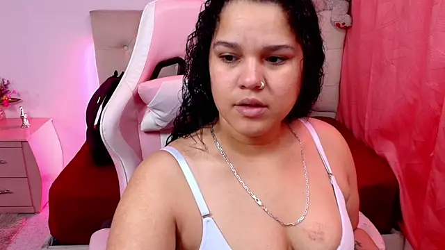 Snapshot of Gema_angels chatting on October 6, 7:51 pm Gema angels online show from October 6, 7:51 pm