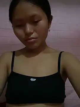 milo bae online show from April 25, 11:13 pm