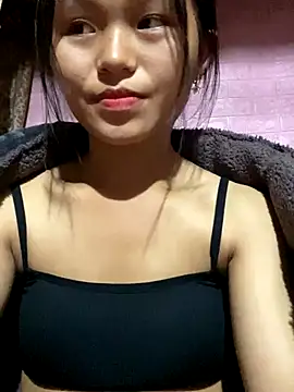 milo bae online show from December 4, 7:10 am