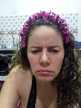Snapshot of Nina_vallon chatting on October 9, 11:03 am Nina vallon online show from October 9, 11:03 am