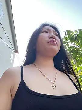 Miumieu online show from January 17, 8:00 am