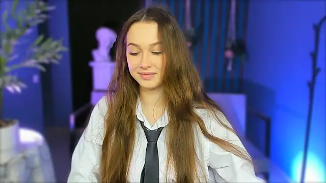 ArielSykes online show from November 13, 5:45 pm