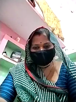 Rajnee33A online show from April 19, 3:45 pm