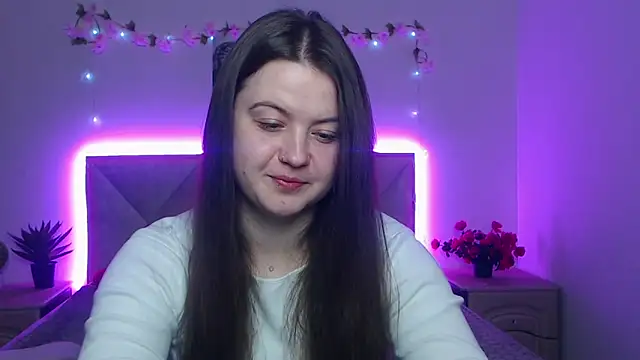 MavkaCute online show from April 24, 6:22 pm