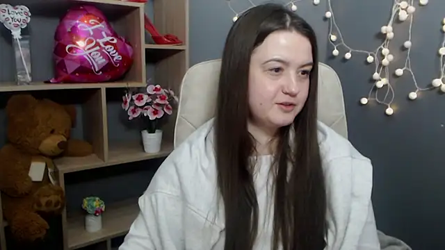 MavkaCute online show from February 17, 7:35 pm