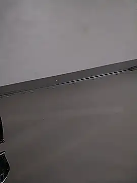 gabysanta  online show from March 14, 1:45 pm