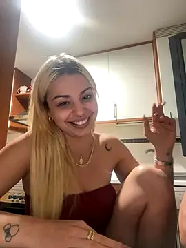 Snapshot of NoeliaGarcia17 chatting on October 14, 9:17 pm NoeliaGarcia17 online show from October 14, 9:17 pm
