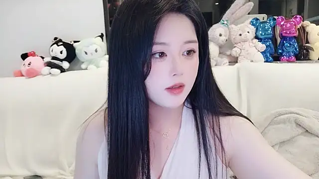 SweetTease2025 online show from May 5, 5:27 pm