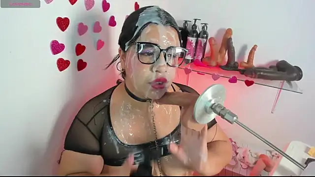 Alanna-sloppy online show from April 26, 7:55 pm