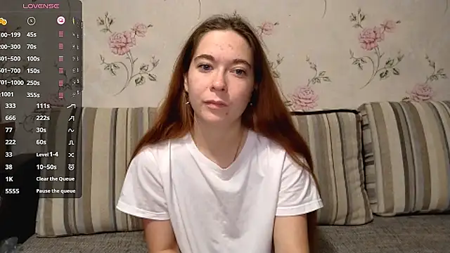 Snapshot of KissKarina chatting on October 3, 3:28 pm KissKarina online show from October 3, 3:28 pm