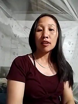 cute love00 online show from February 15, 12:37 pm