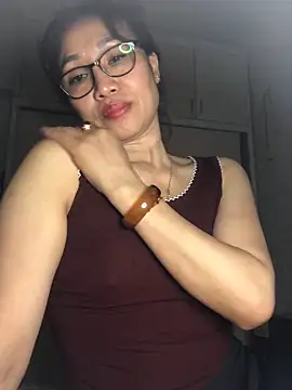 Snapshot of Vitamin_sexy chatting on October 4, 6:23 pm Vitamin sexy online show from October 4, 6:23 pm