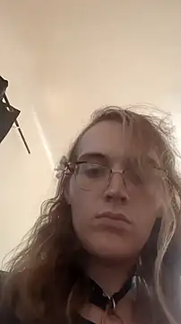 BlondeyMiyMiy online show from September 14, 5:33 pm