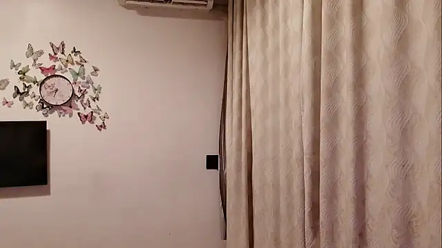 Shi luo2025 online show from March 7, 4:25 pm