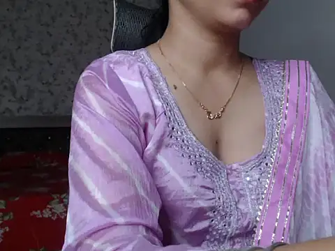 Snapshot of snow_white123 chatting on September 14, 8:18 pm snow white123 online show from September 14, 8:18 pm