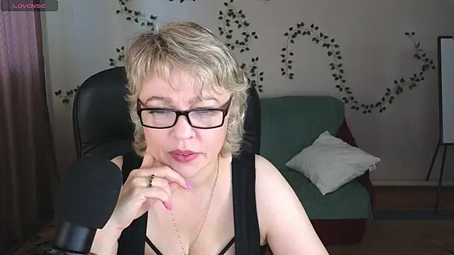 Rosette Pricky online show from July 4, 3:08 pm
