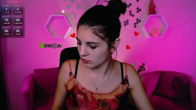 Snapshot of lizzie_boom chatting on October 9, 1:15 pm lizzie boom online show from October 9, 1:15 pm