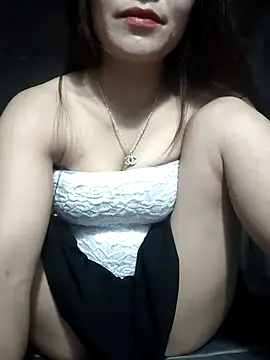 TinTim02 online show from April 11, 2:43 pm