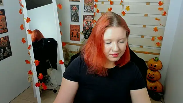 Snapshot of ScarletVixen_ chatting on October 18, 6:42 pm ScarletVixen online show from October 18, 6:42 pm