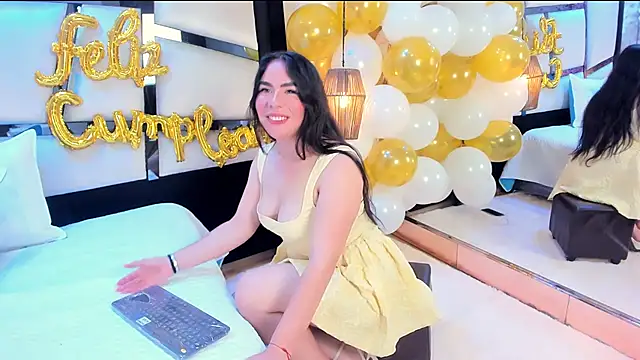 TessaCooper1 online show from July 21, 8:42 pm