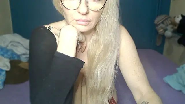 NADINNNE online show from January 14, 10:53 am