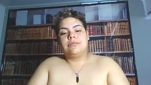 Hailey Curvy online show from October 8, 11:25 am