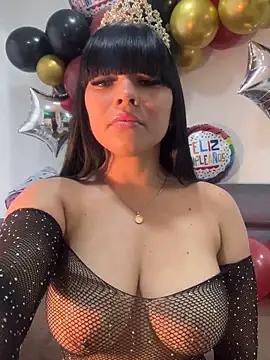 BrendaCrean online show from December 22, 11:46 am