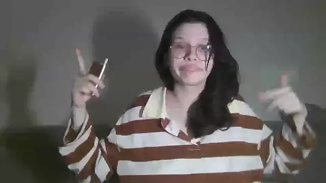 LaVostraDorothy online show from October 12, 7:05 pm