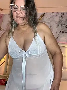 Lucy Milf 474 online show from April 18, 12:51 pm