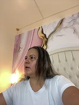 Lucy Milf 474 online show from June 11, 12:13 pm