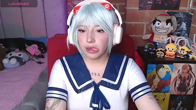  alexa19pretty  online show from June 17, 7:26 pm