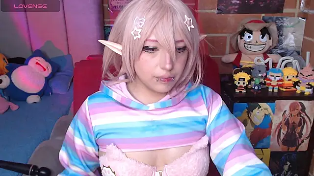  alexa19pretty  online show from April 30, 7:19 pm