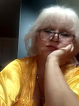 Snapshot of SirenaOcean6212 chatting on October 5, 5:45 am SirenaOcean6212 online show from October 5, 5:45 am