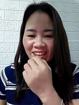 Singlemom69x online show from December 2, 6:26 am