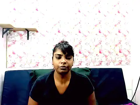 Snapshot of indianmystica694u chatting on October 16, 1:58 pm indianmystica694u online show from October 16, 1:58 pm