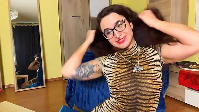 dreamin blaze online show from November 2, 10:18 am